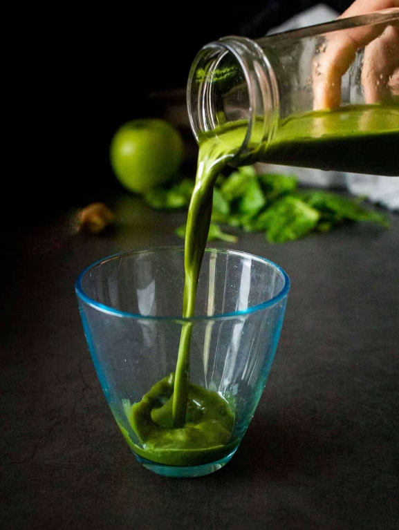 10 health benefits of kale juice and green juices