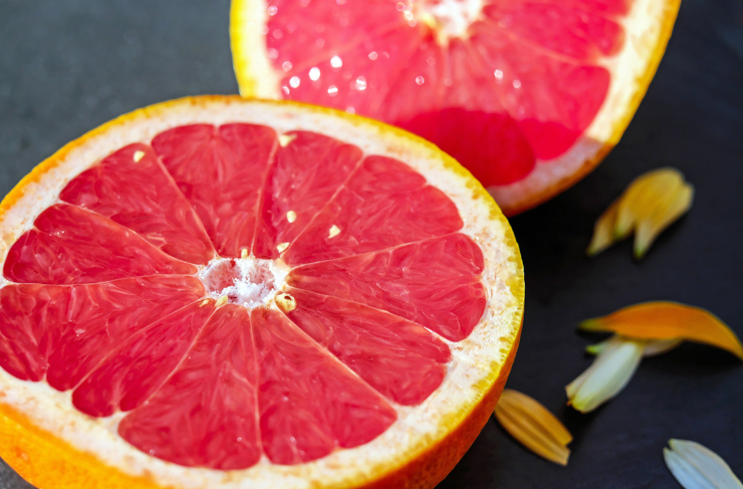 Surprising Side Effects of Drinking Grapefruit Juice, Say Dietitians